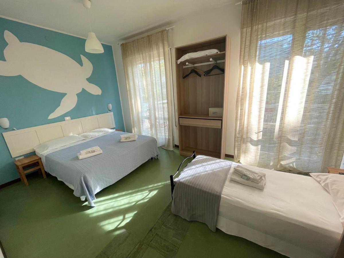 Hotel Aloha Cesenatico Exterior foto